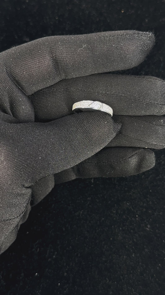 DIAMOND SETTING FOR 18KWG BAND (half way)