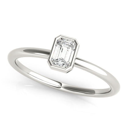 Emerald Solitaire Stackable